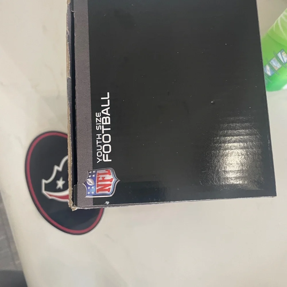 Youth Size Football- 🆕- HD Grip Houston Texans+ sticker - Picture 5 of 9